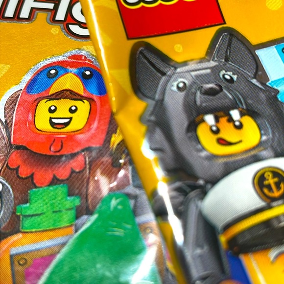 Lego Series 23 Turkey & Wolf Costumes - Picture 9 of 10